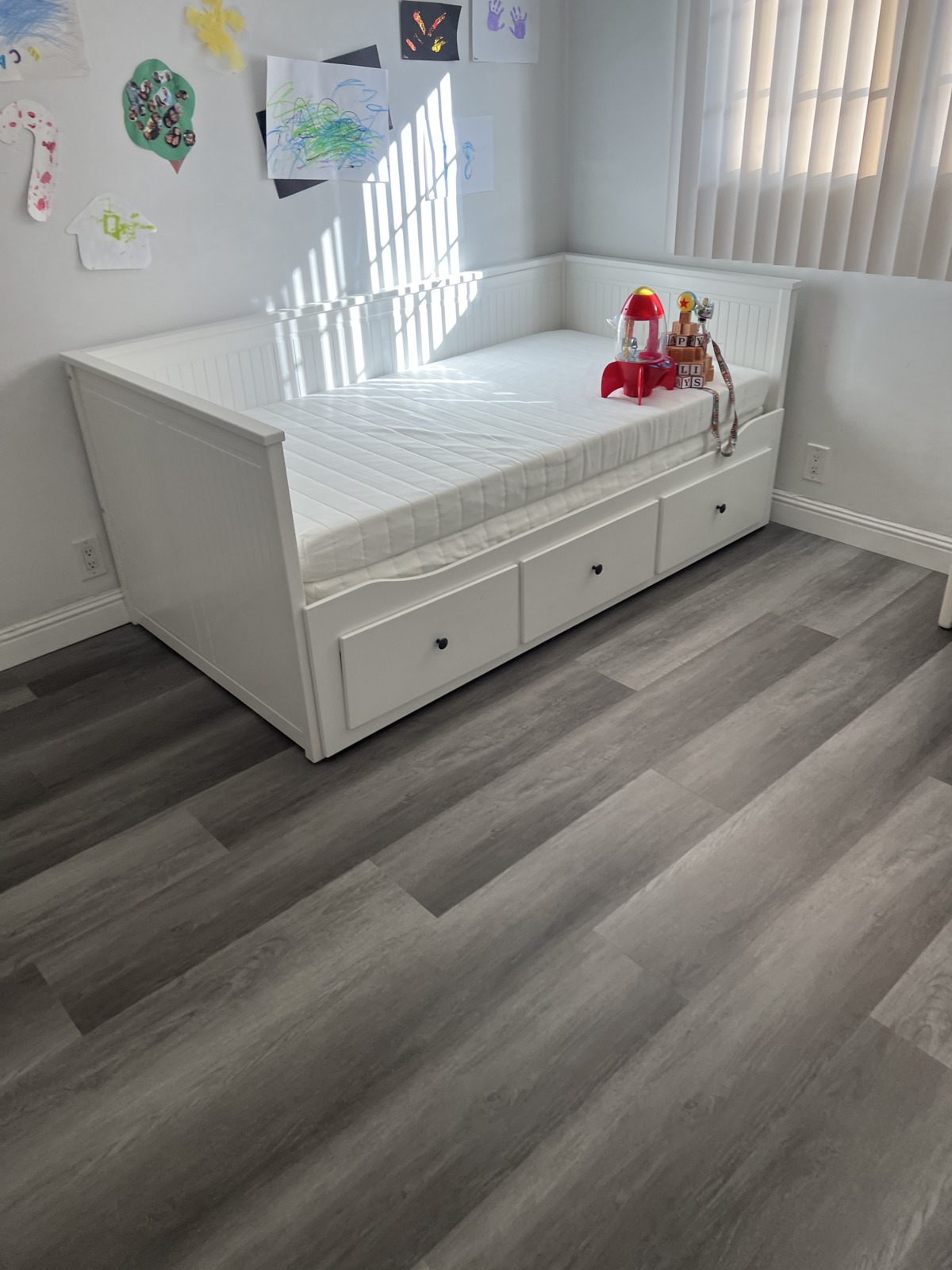 810 flooring customer installation view 2
